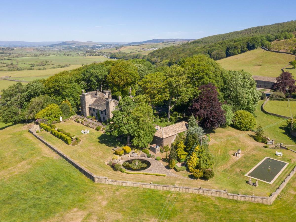 Fernhill Castle Villa Keighley Exterior photo